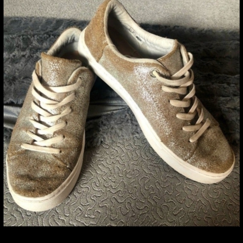 TOMS Lenox Metallic Shimmer Suede Sneakers: 6.5